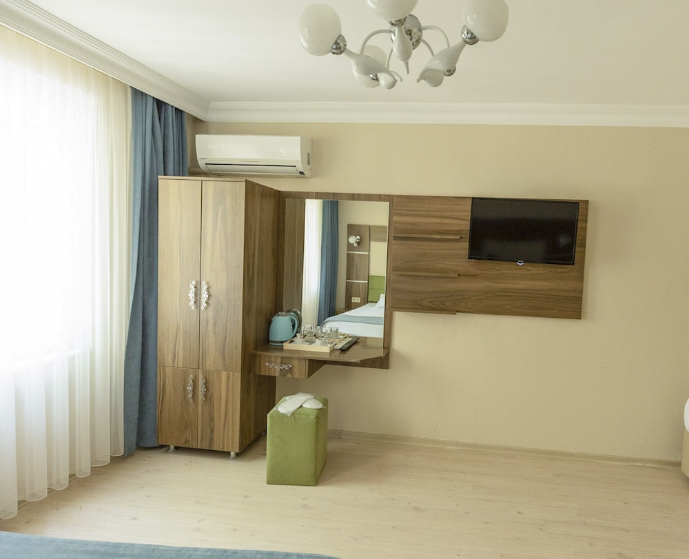 De Maree Hotel 48/53
