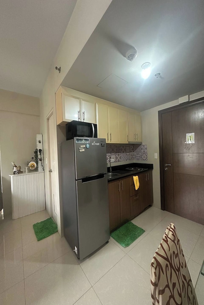 PRS at One Palm Tree Villa near Airport 10/60