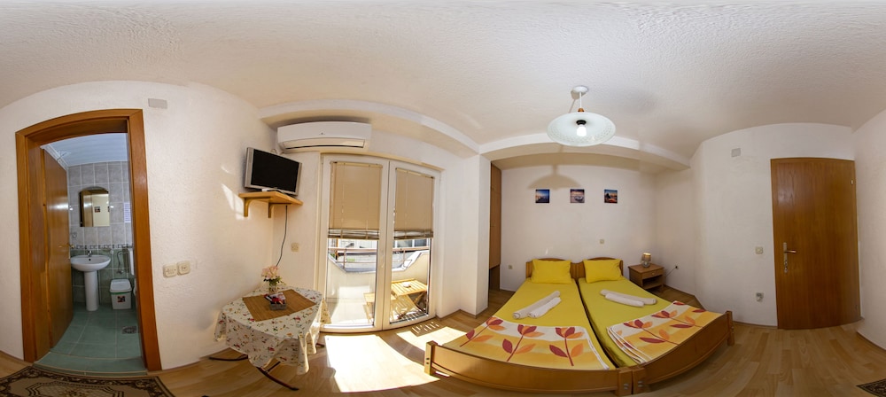 Bogdanovski Studios & Guest Rooms 18/47