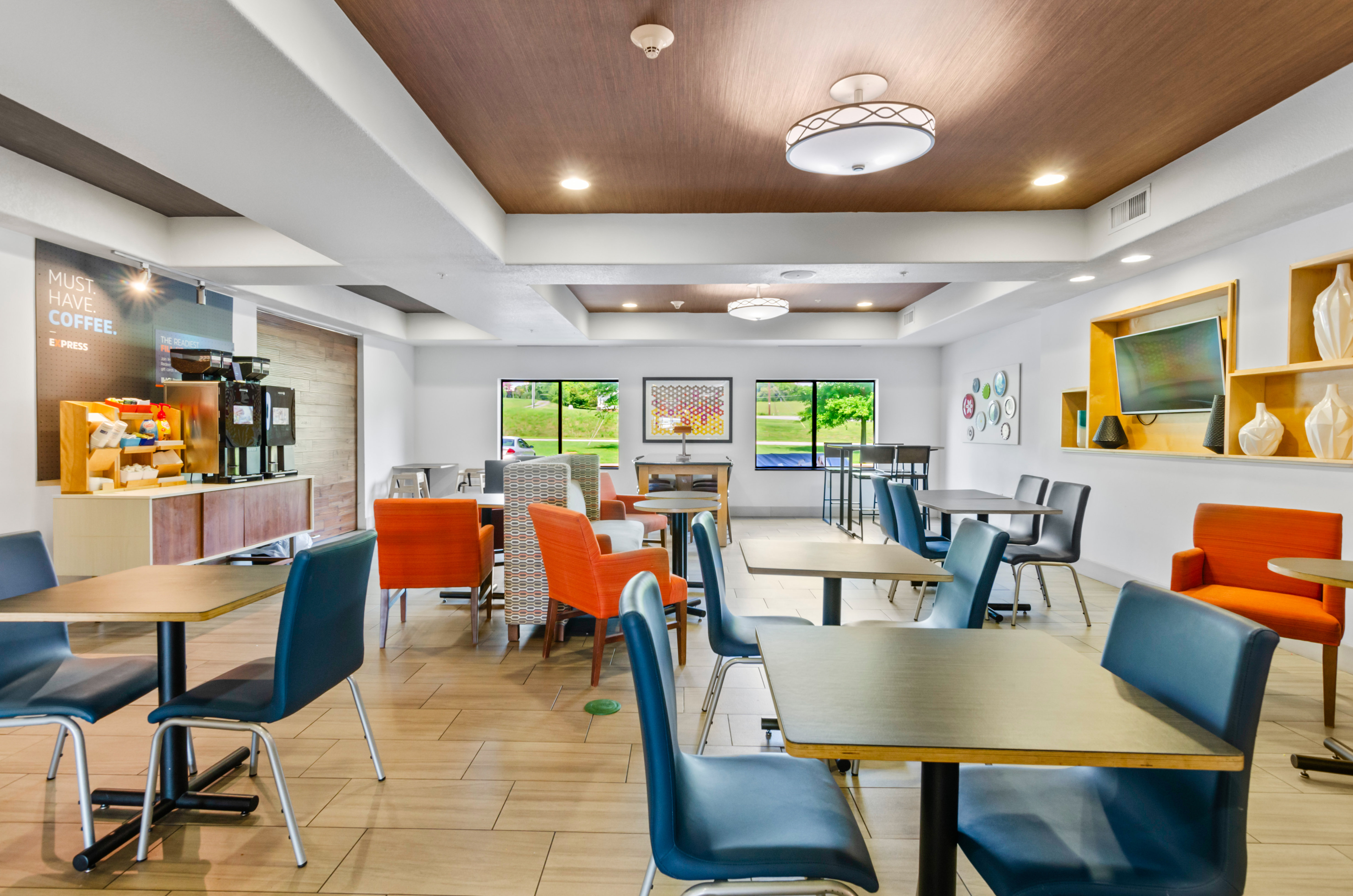 Holiday Inn Express Hotel And Suites Mount Airy 41/60