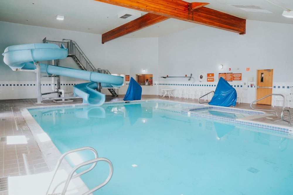 Whitewater Inn 27/28