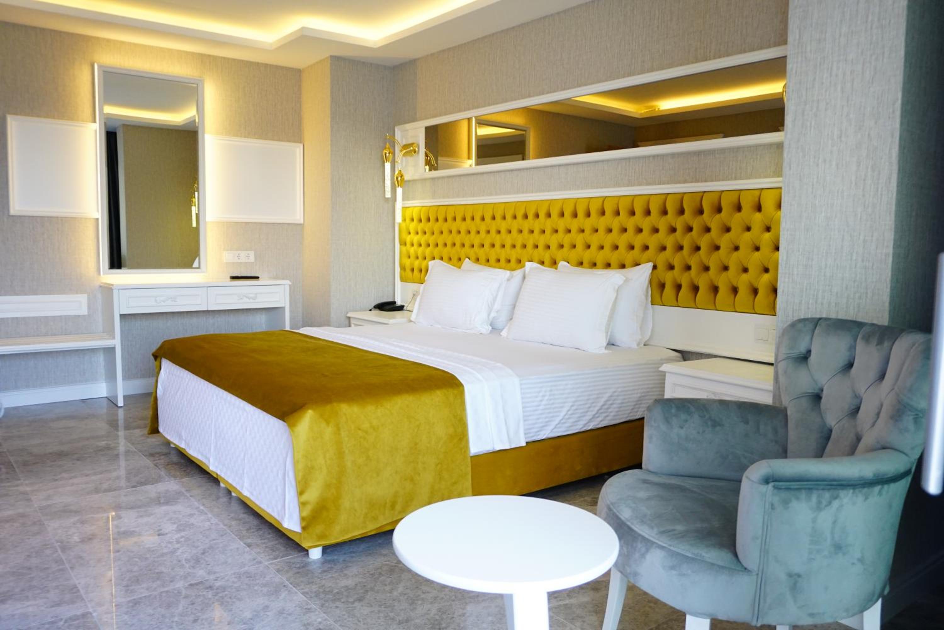 Cunda Kivrak Hotel 33/51