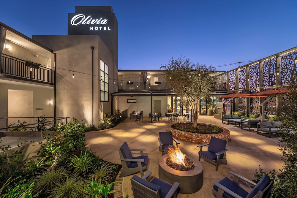 The Olivia Hotel 38/48