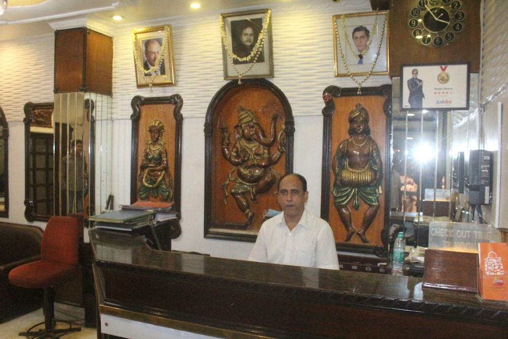 Hotel Heera 5/37