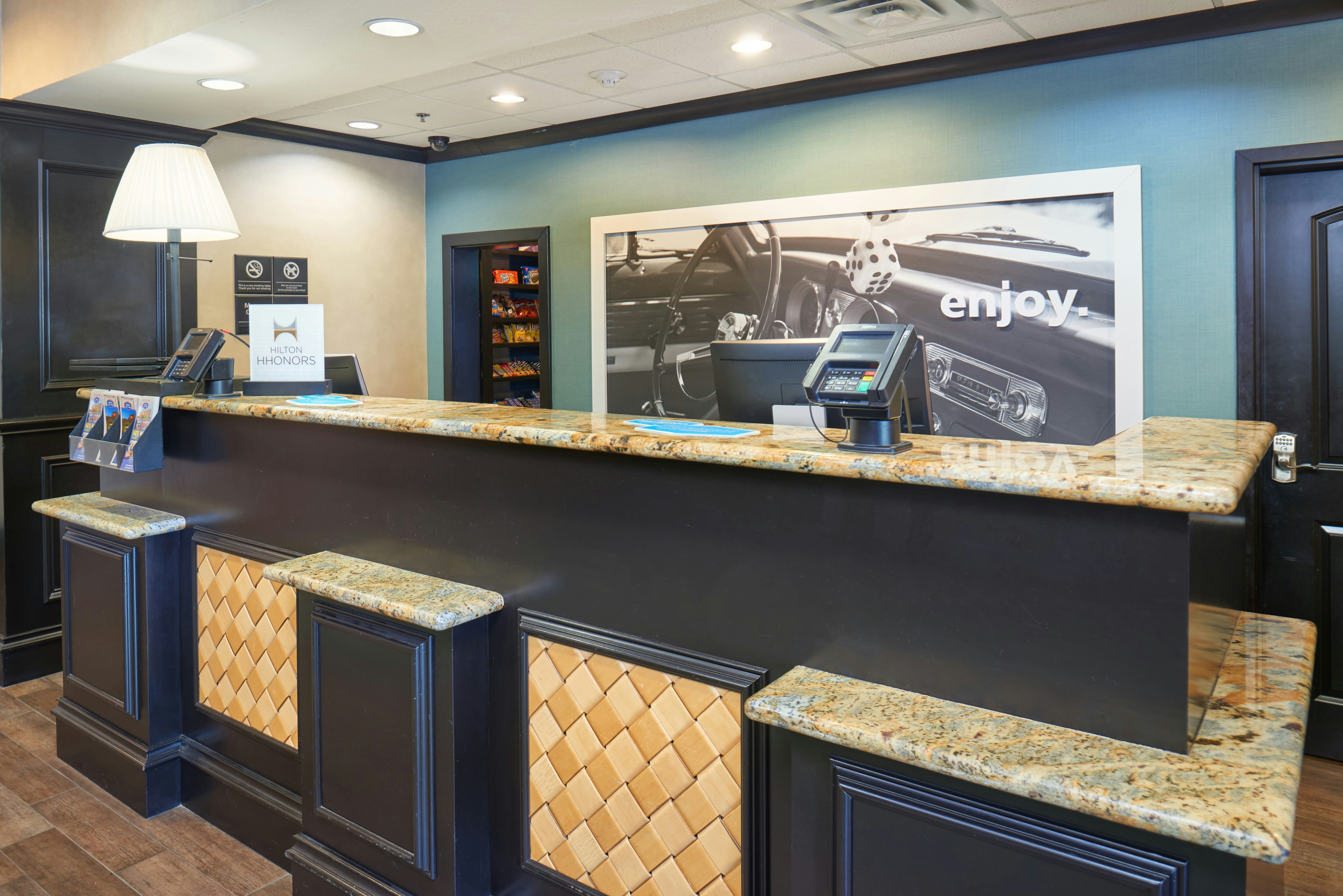 Hampton Inn & Suites Decatur 5/58