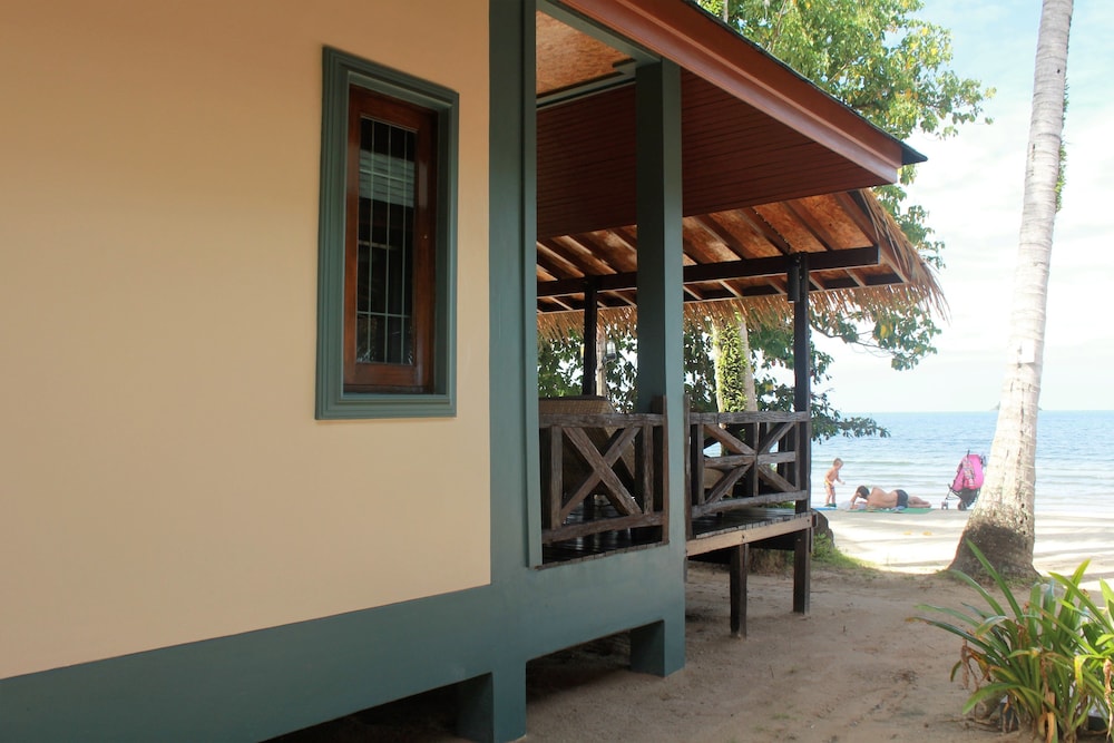 Kai Bae Beach Resort Koh Chang 11/74