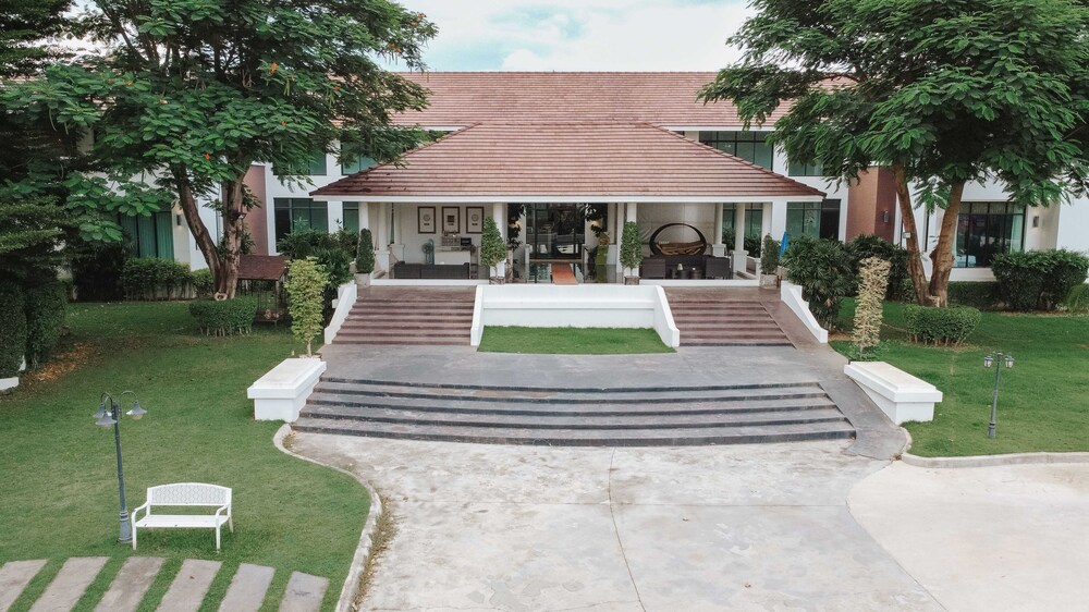 The Desiign Hotel 62/66