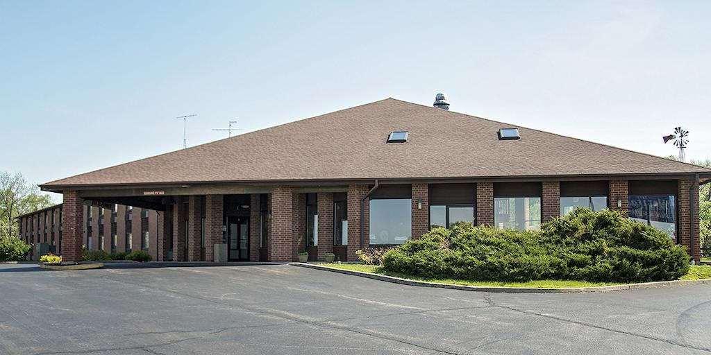 Baymont Inn and Suites by Wyndham Harvard, IL — 2