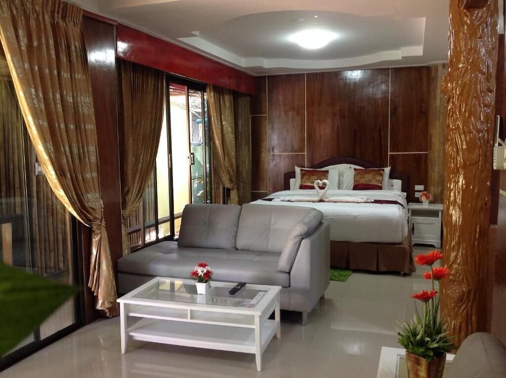 Ruan Mai Naiyang Beach Resort 55/76