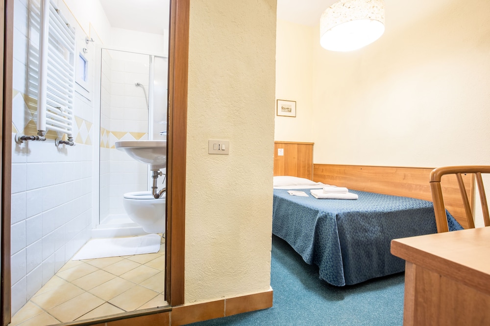 Hotel Trastevere 24/40