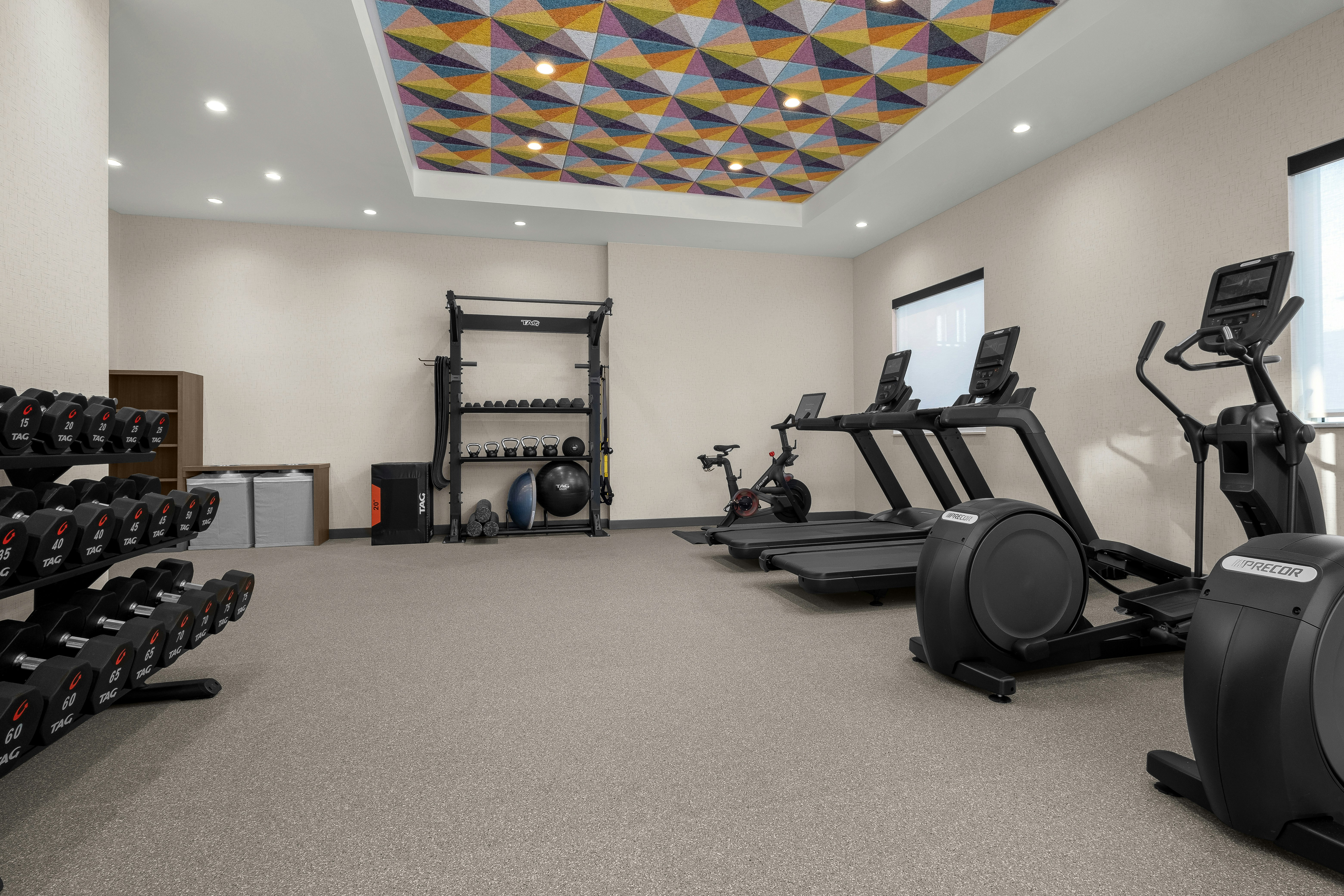 Home2 Suites by Hilton Eureka 12/22
