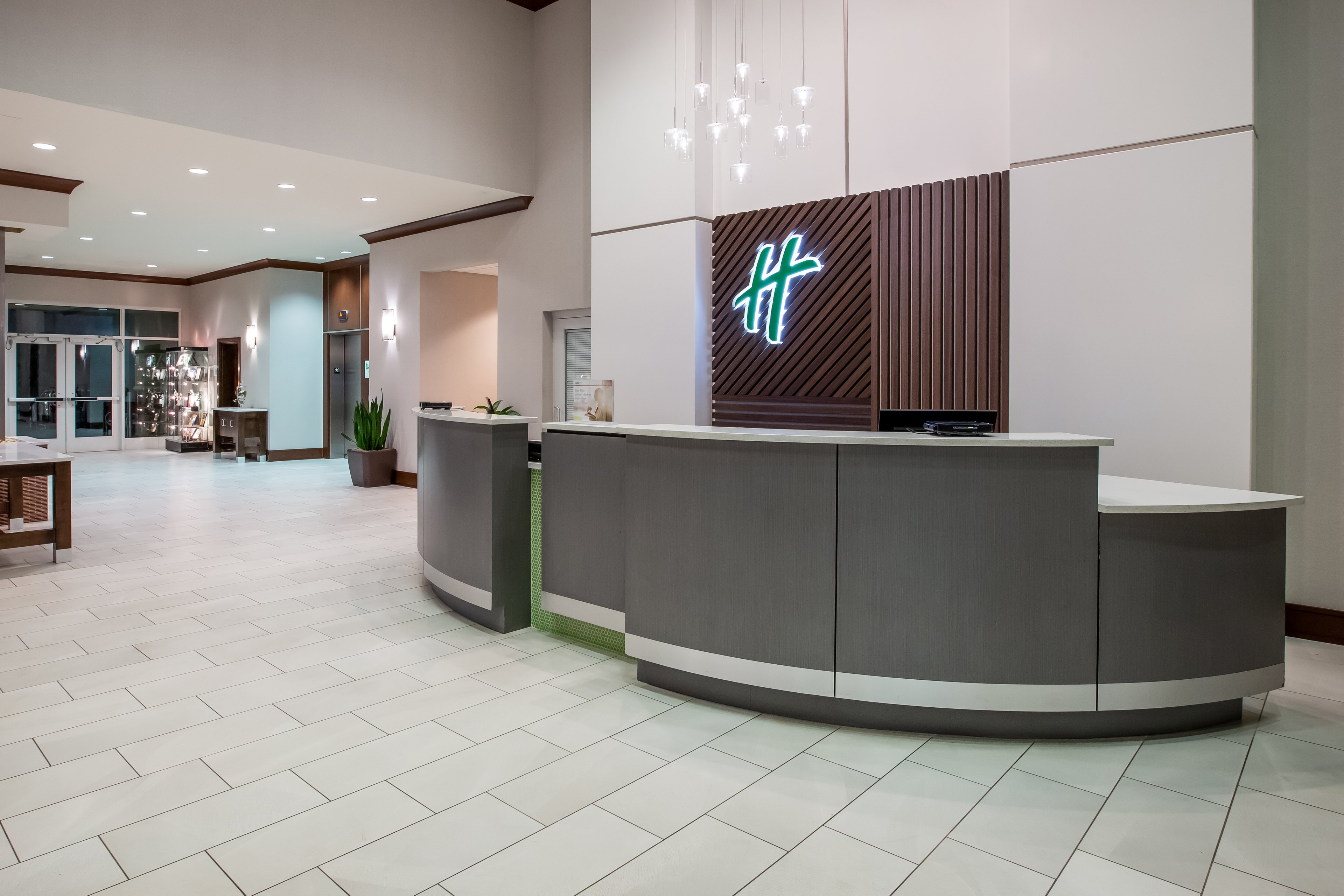 Holiday Inn Gulfport Airport 9/46