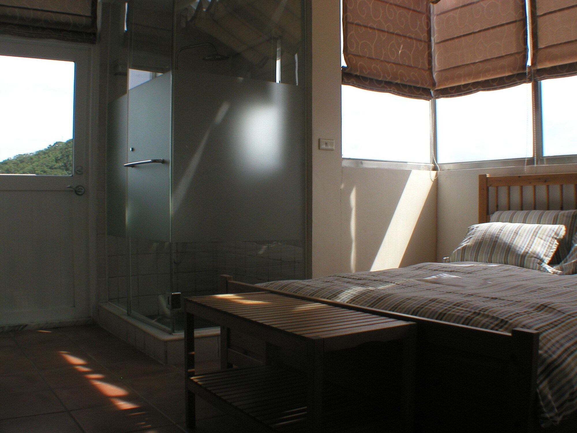 STANDARD, DOUBLE BED