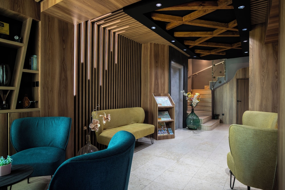 VIEW INN BOUTIQUE HOTEL 30/50