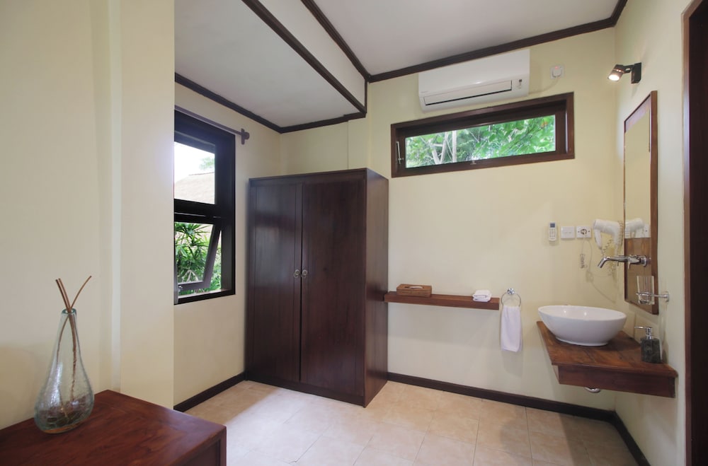 Tegal Sari Accommodation 45/50