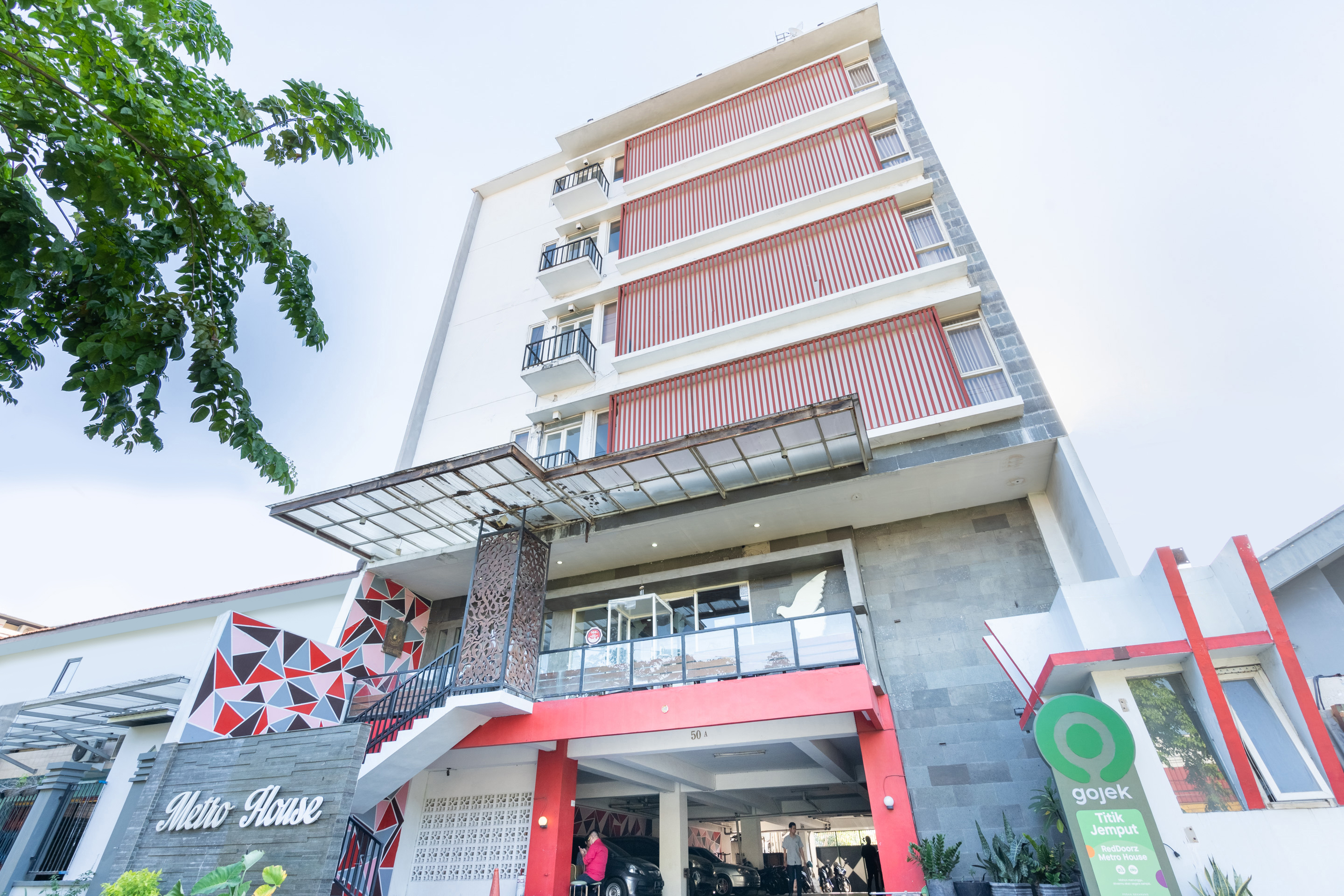 OYO Flagship 91863 Metro House in SURABAYA