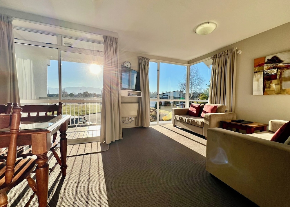 BRINKLEY RESORT 35/50