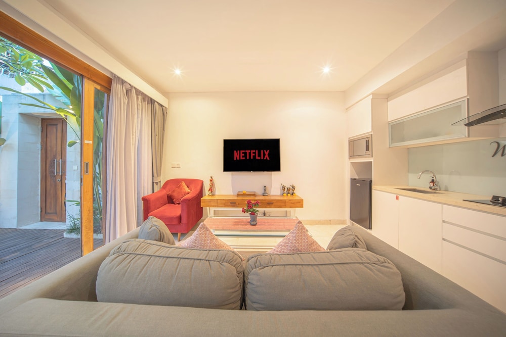 The Jimbaran Beach Villa by Ini Vie Hospitality 27/50