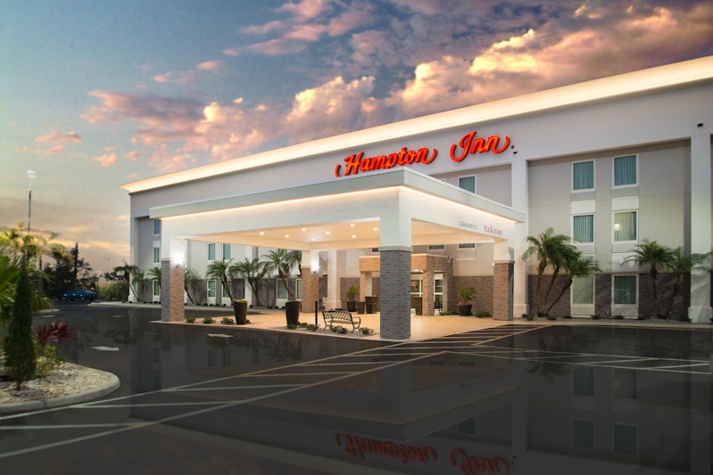 Hampton Inn Port Charlotte 2/2