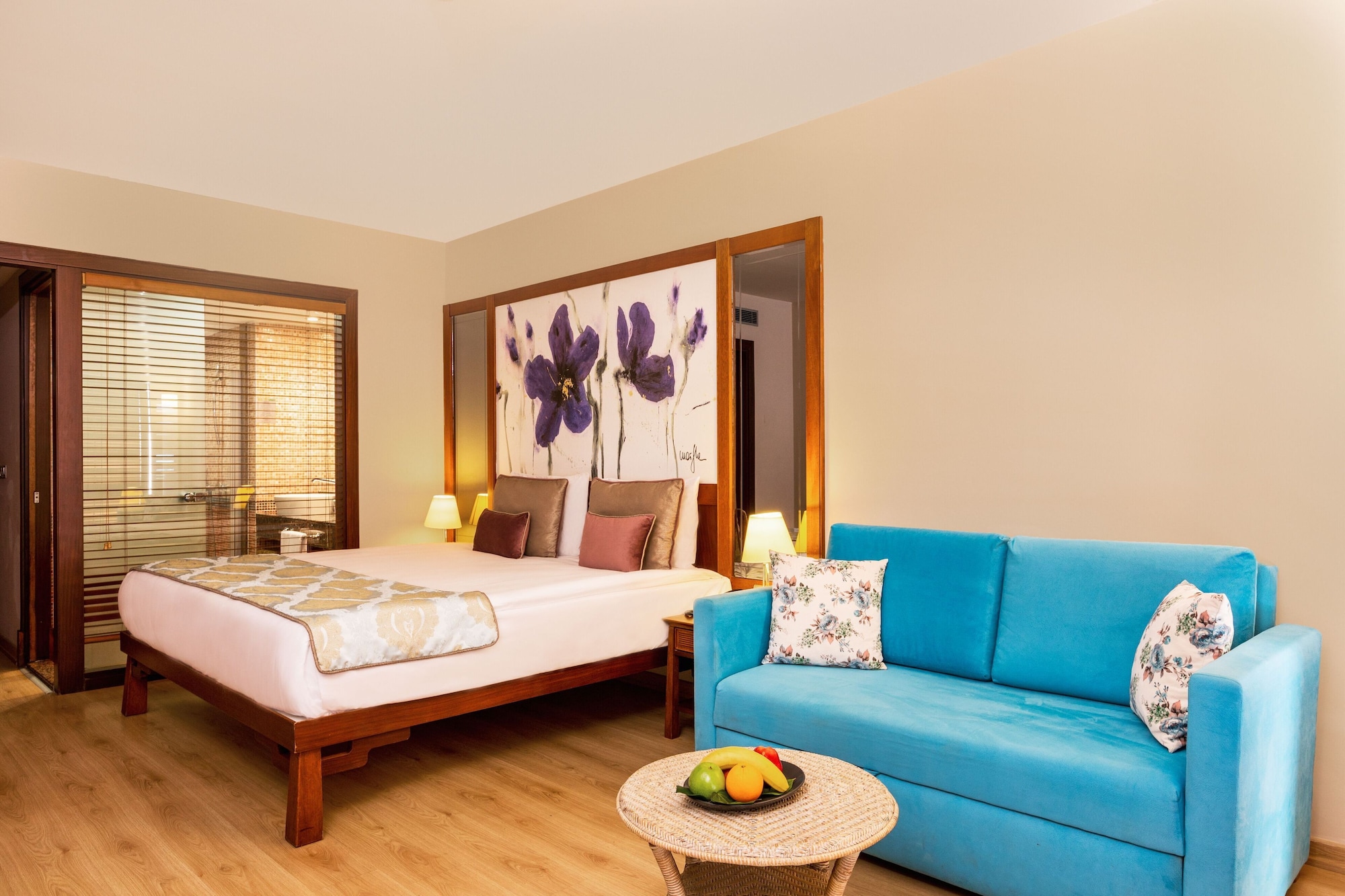 Hill, Standard, Double Bed, Garden View