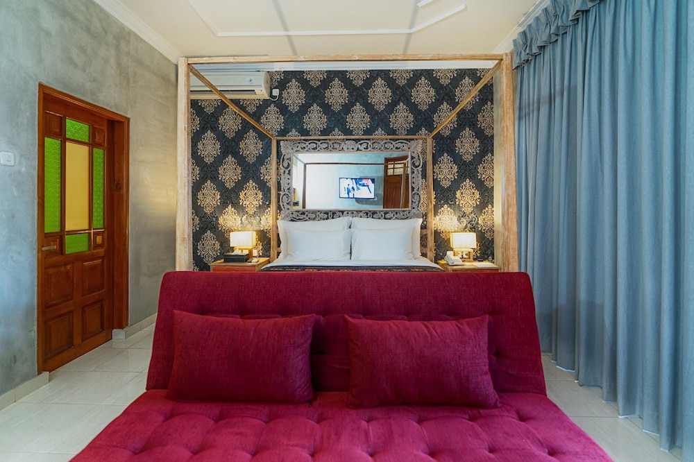 18 Suite Villa Loft Kuta 8/73