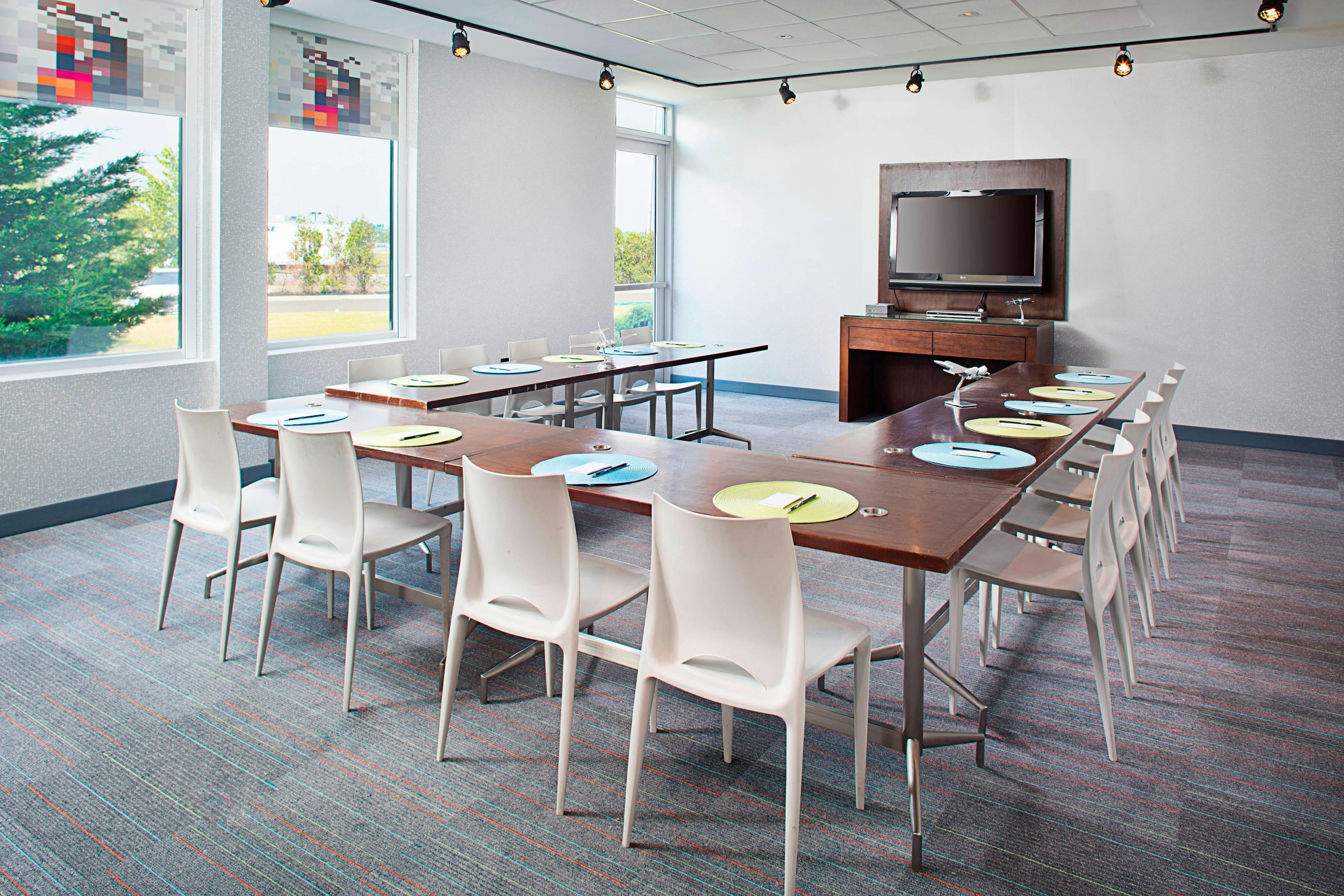 Aloft Philadelphia Airport 8/9