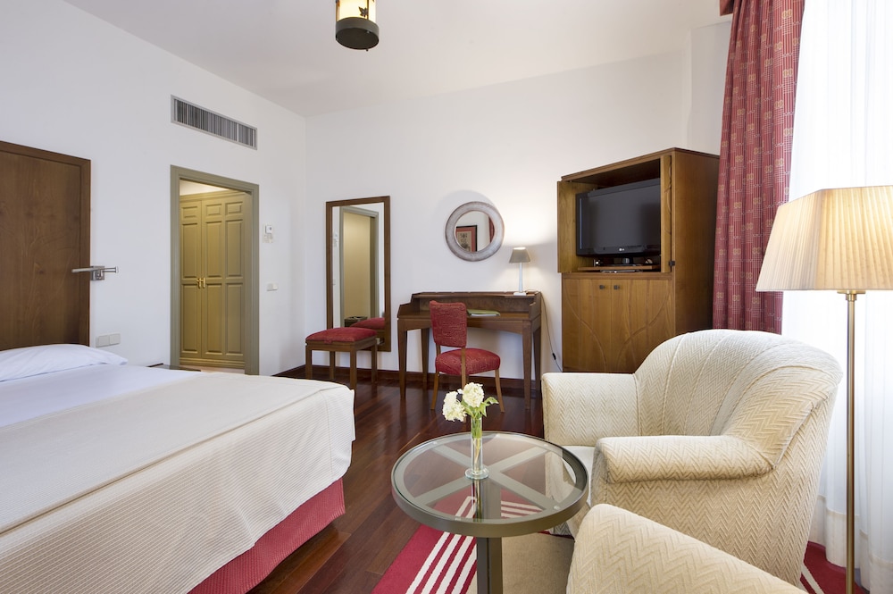 Parador de Limpias 7/50