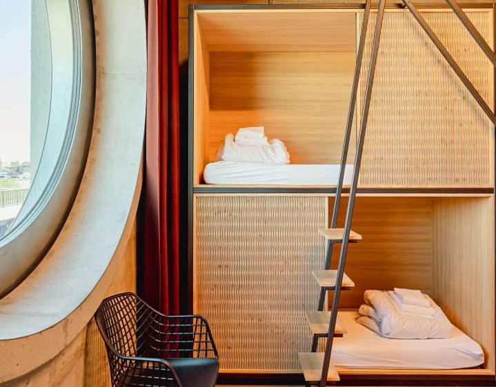 Silo Design and Boutique Hostel 14/28