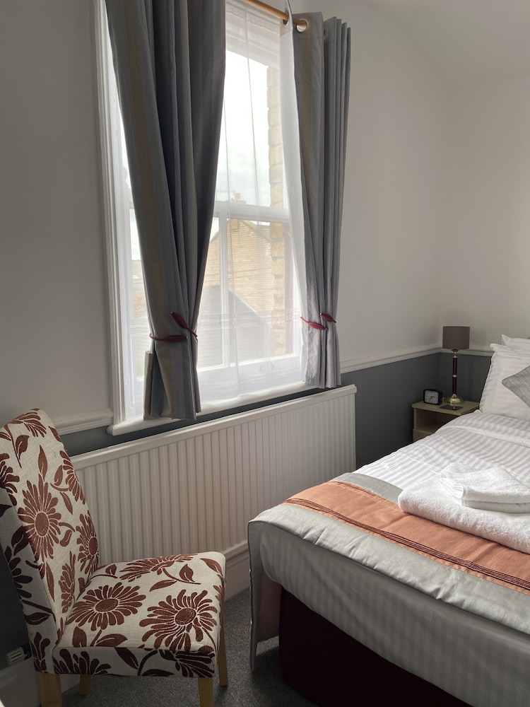 STANDARD, DOUBLE BED