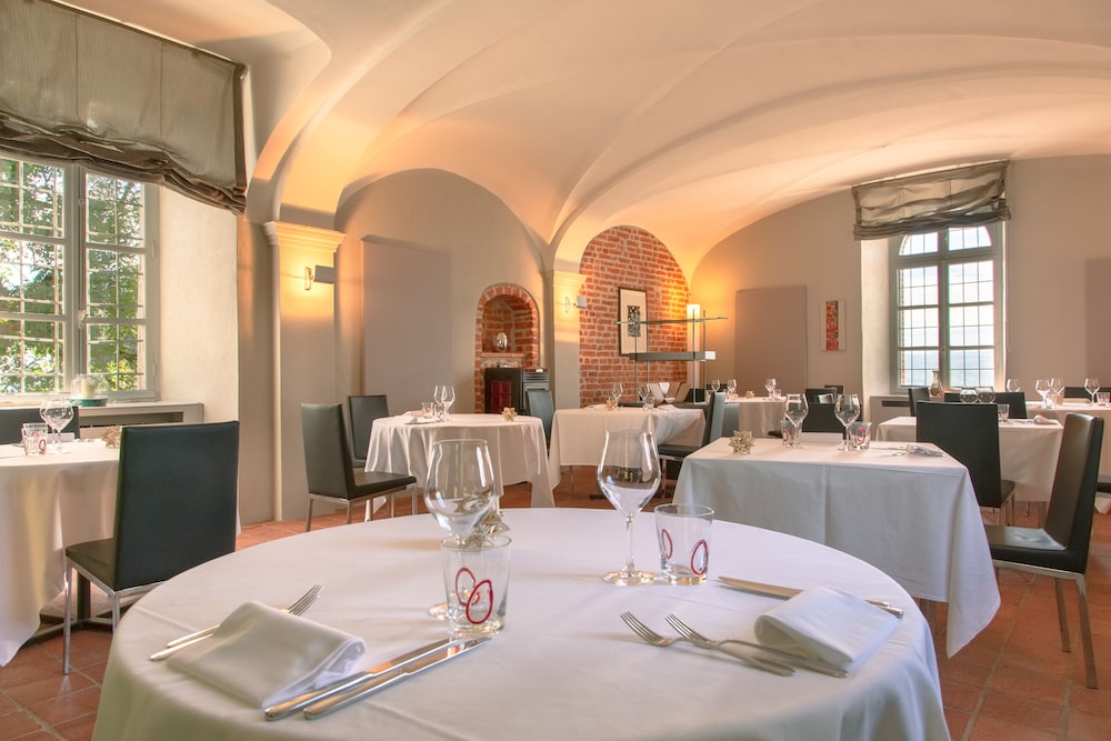 Hotel Castello Di Santa Vittoria 33/47