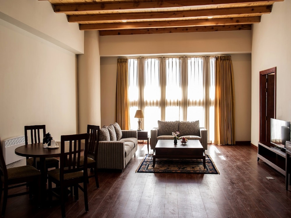 City Hotel Thimphu 35/50