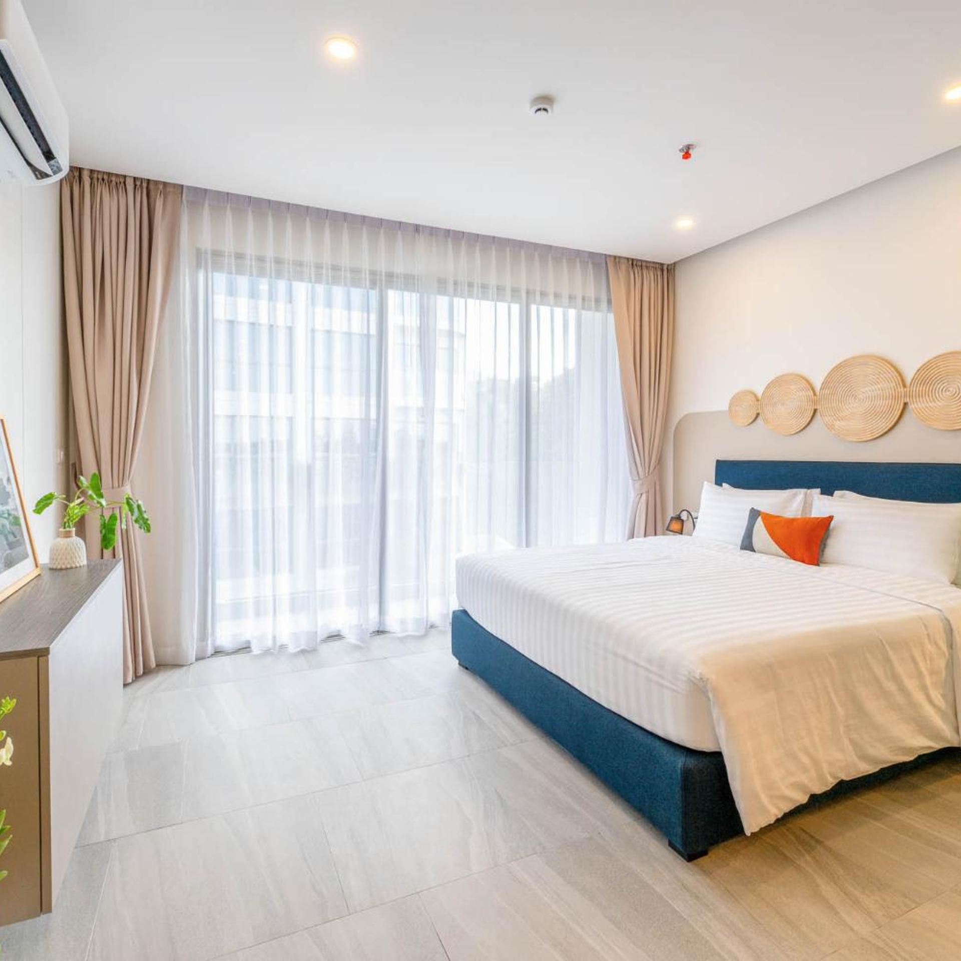 Homa Cherngtalay Phuket 21/85