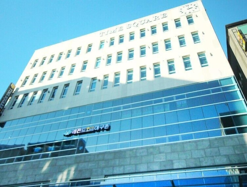Time Square Hotel 1/25
