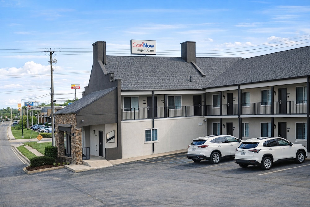 Antioch Quarters Inn and Suites 47/54
