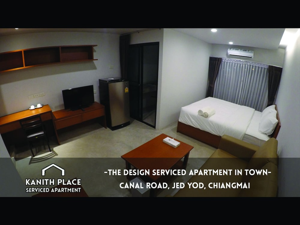 STUDIO, TWIN BEDS