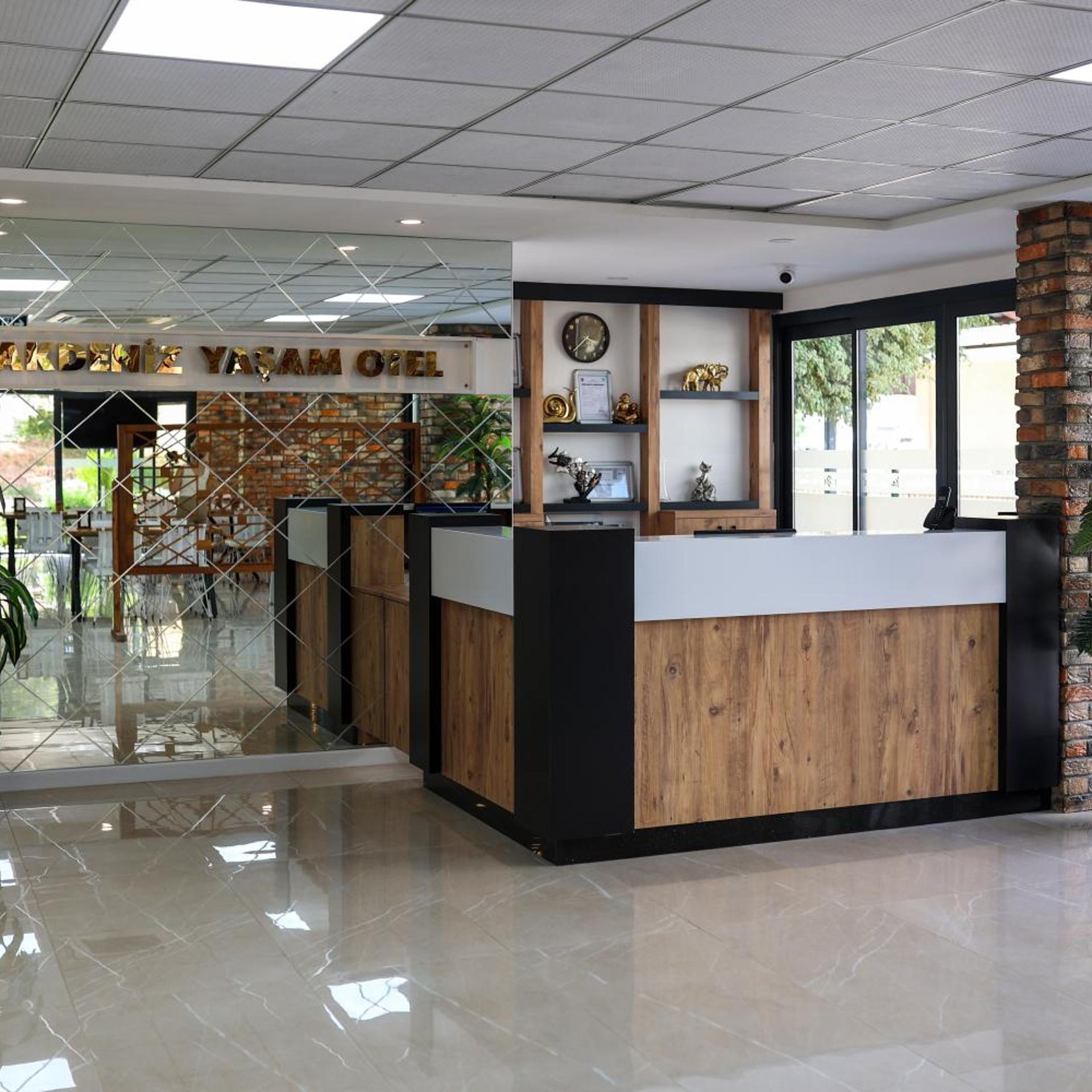 Akdeniz Yasam Otel 4/34