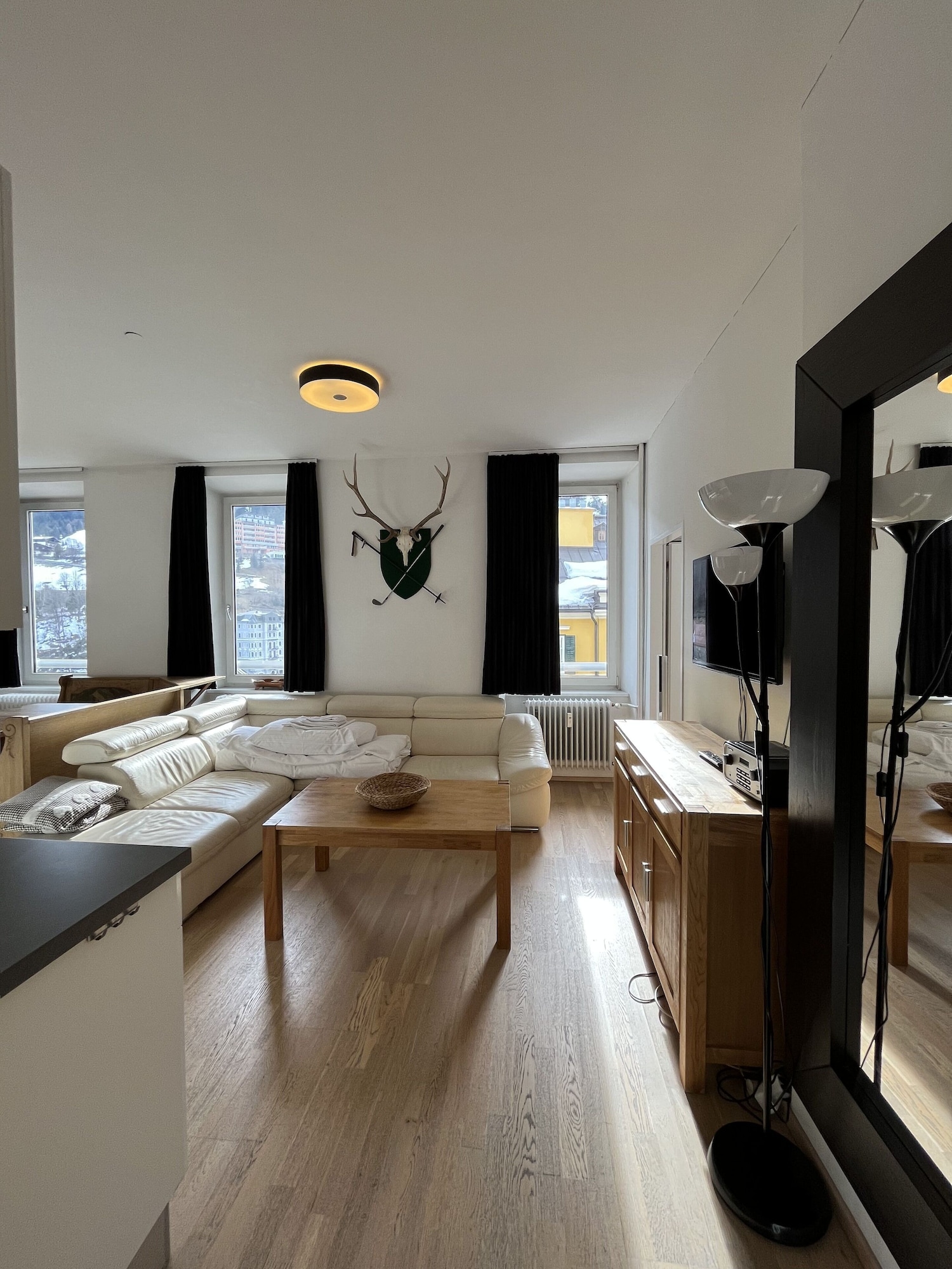 2 Bedrooms, Plus, Apartment, 2 Double Beds, Mountain View