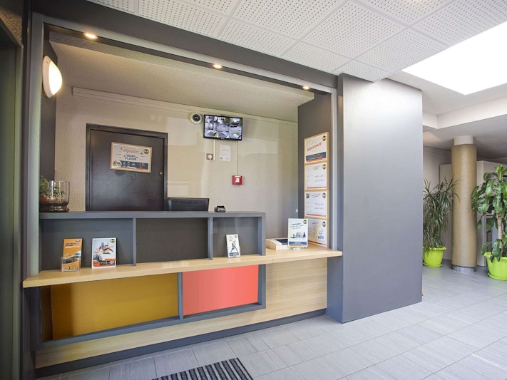 Lobby at B&B Hotel Annemasse Saint-Cergues, SAINT CERGUES