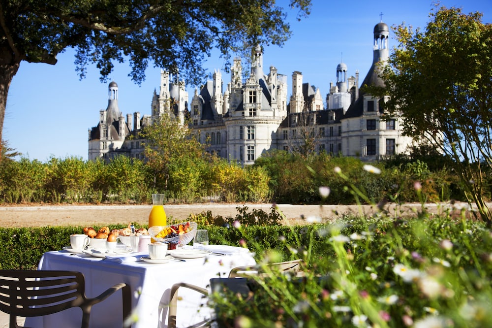 Relais De Chambord 5/84
