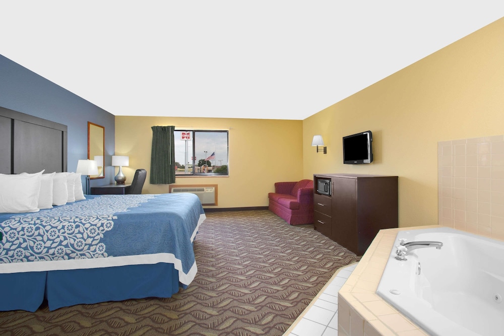 Days Inn by Wyndham North Platte 3/17