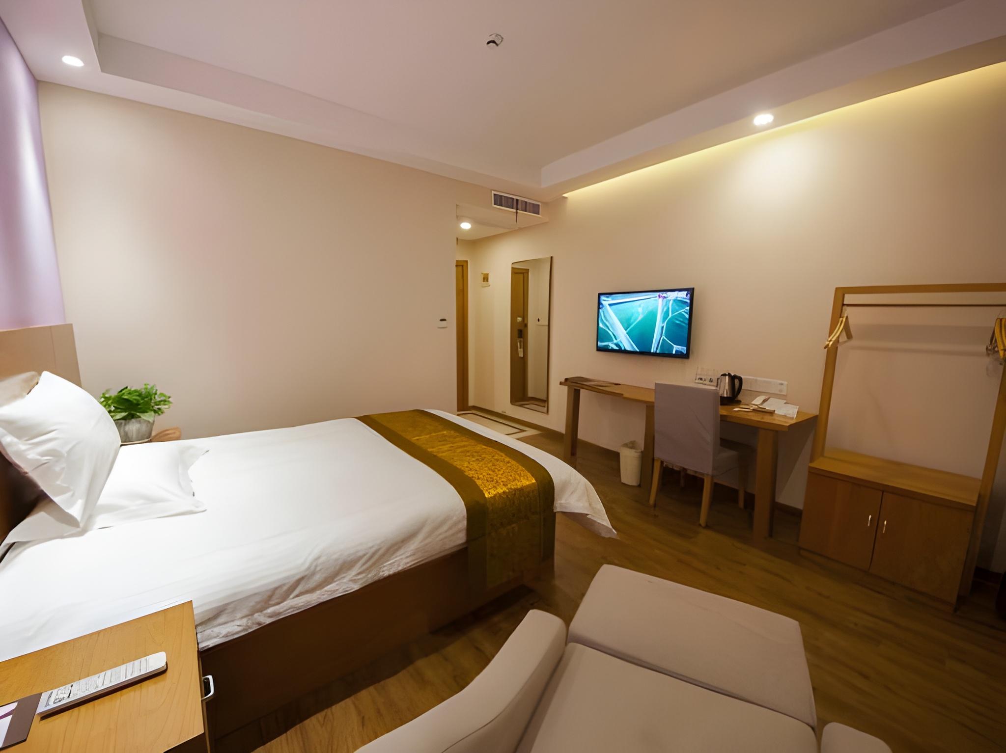 Room, Double Bed