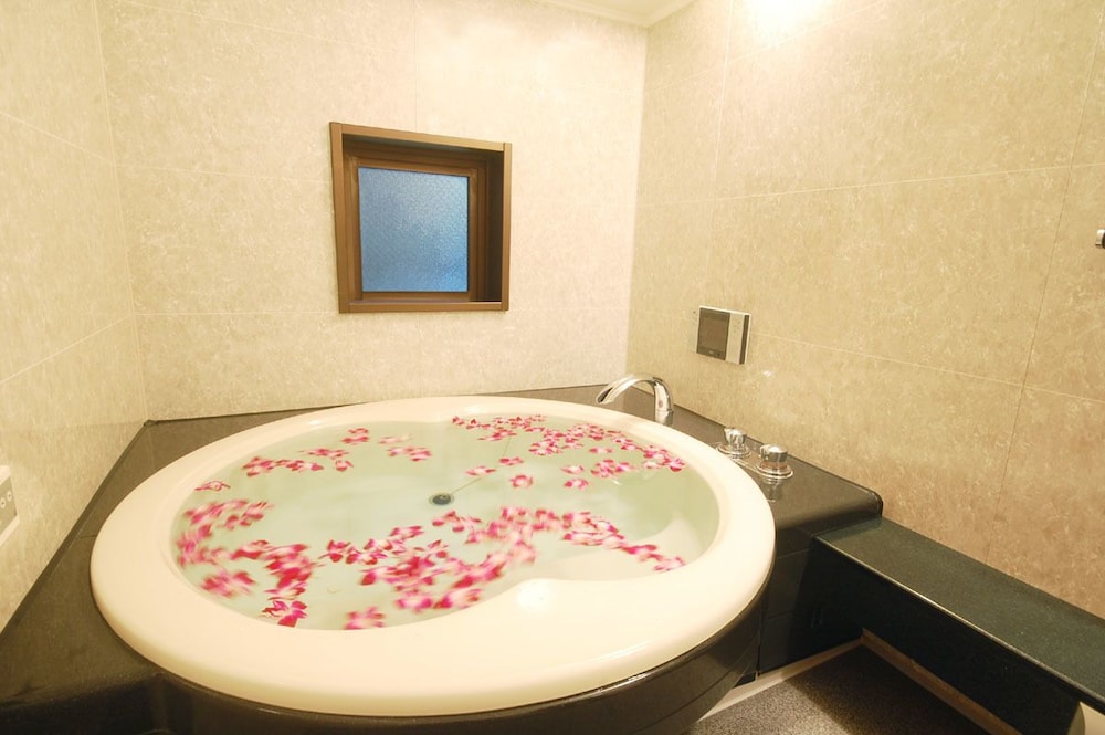 Hotel Balian Resort Yokohama Kannai - Adults Only 46/69