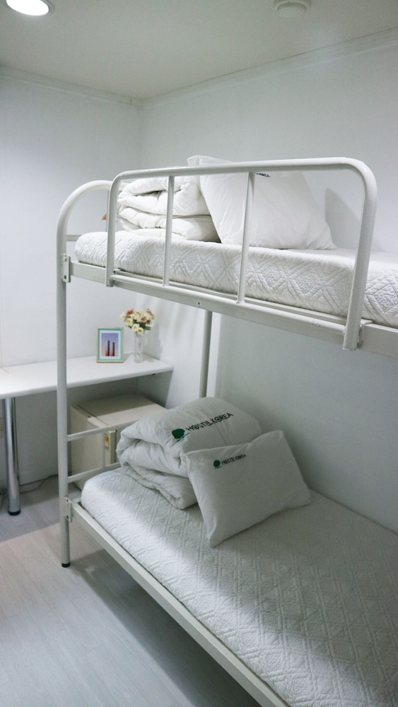 Hostel Korea 33/48