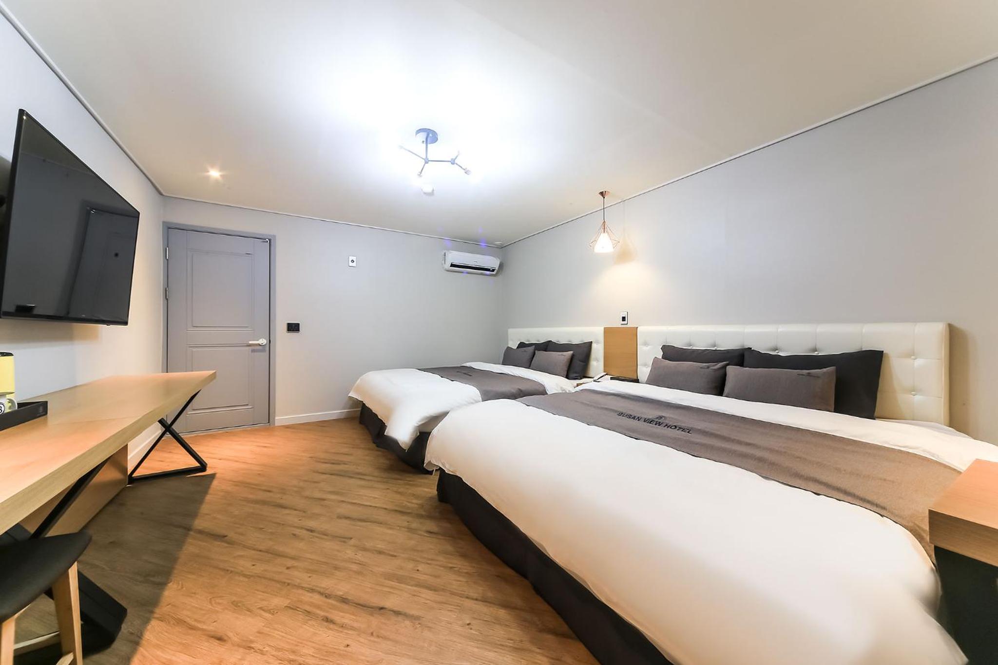 Vip, Twin Beds