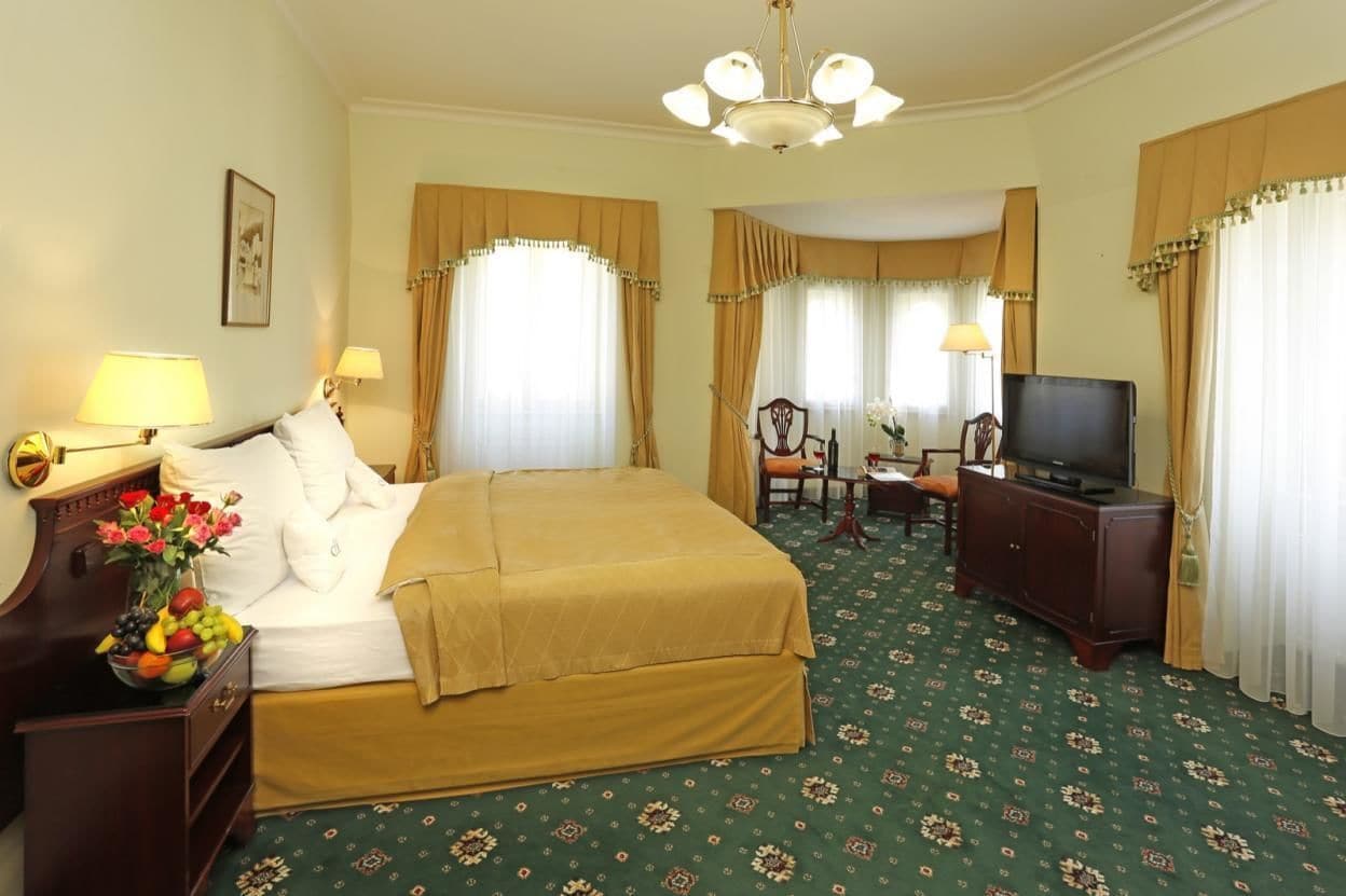 STANDARD, DOUBLE BED