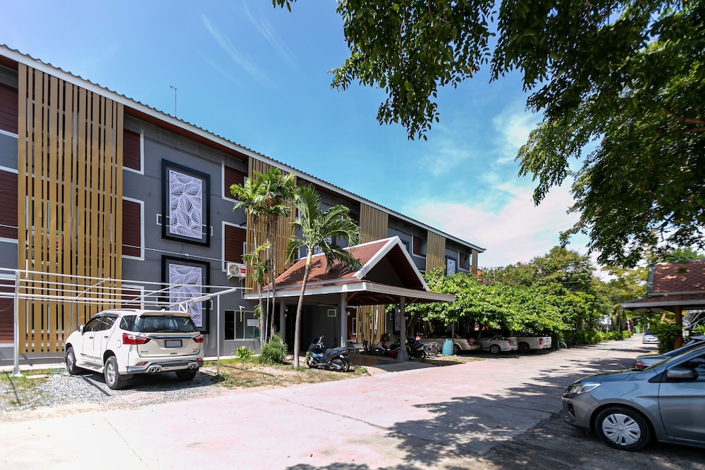 Deeden Pattaya Resort 58/65