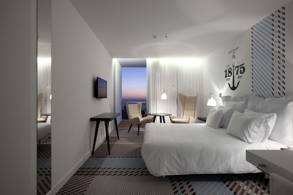 SUPERIOR, DOUBLE BED, SEA VIEW
