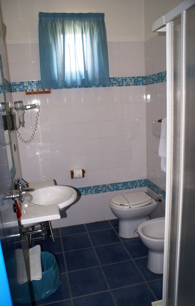 CRISTINA HOTEL 15/50