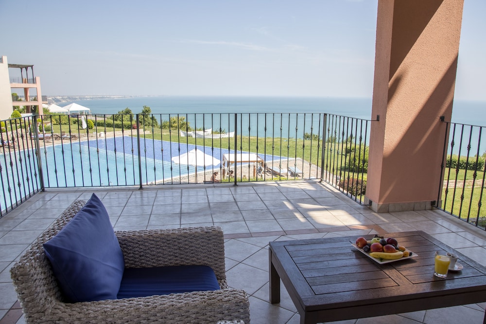 APARTHOTEL HOTEL KALIAKRIA RESORT 37/48