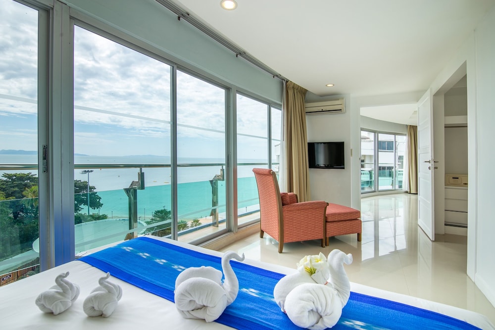 Royal Beach View 19/71
